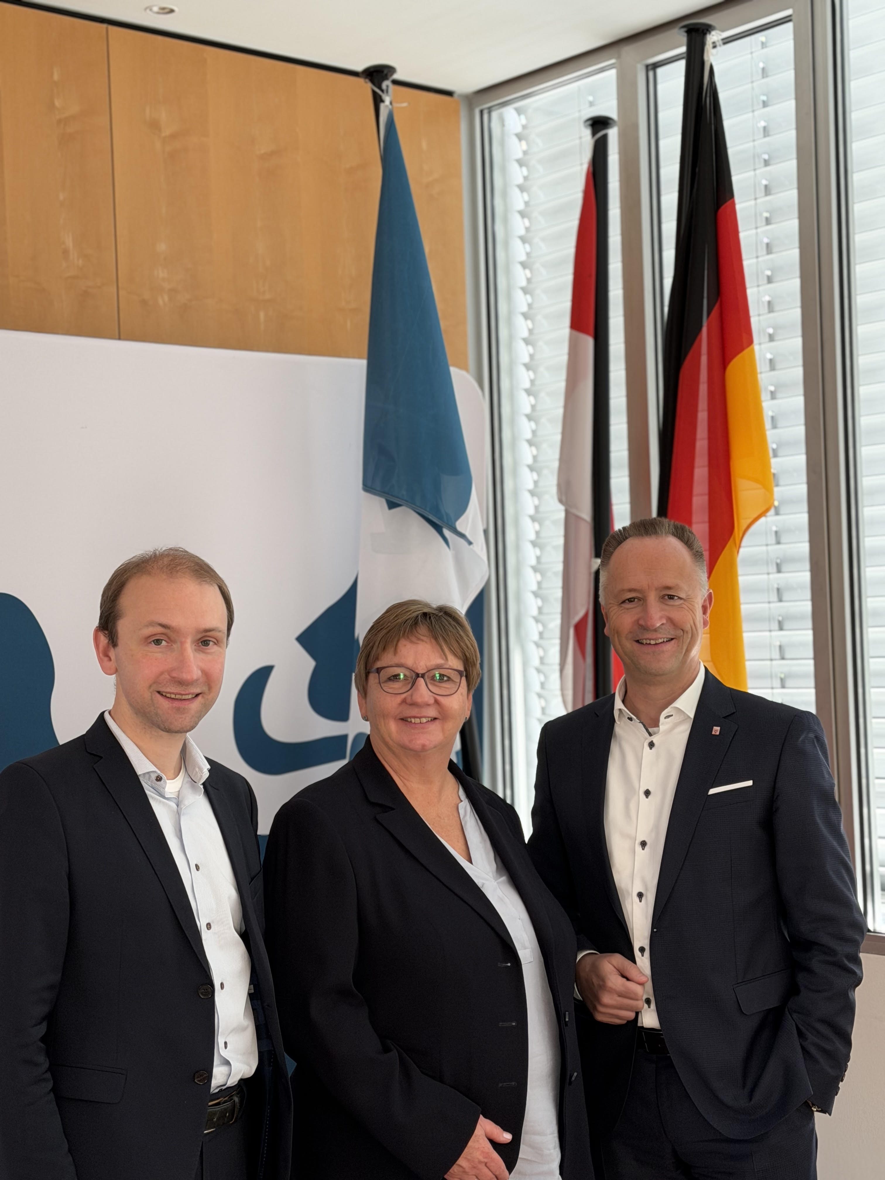 v.l.n.r. Max Schad, Heike Hengster, Heiko Kasseckert